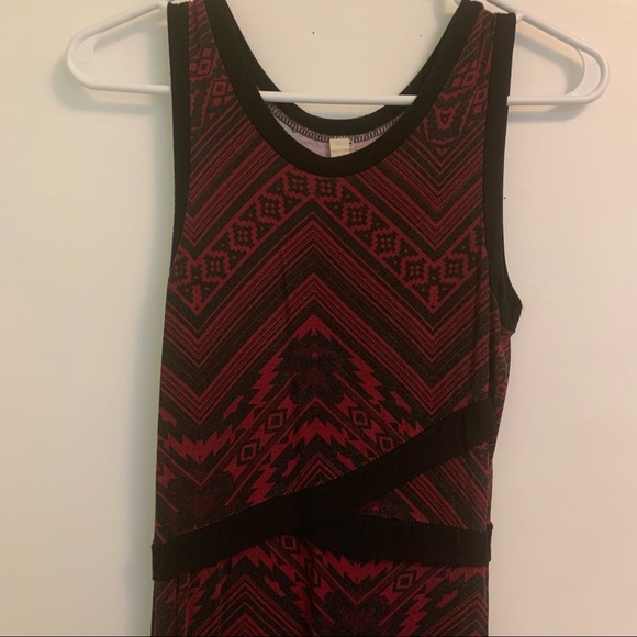 Patterned Body Con Maxi Dress - Picture 3 of 5